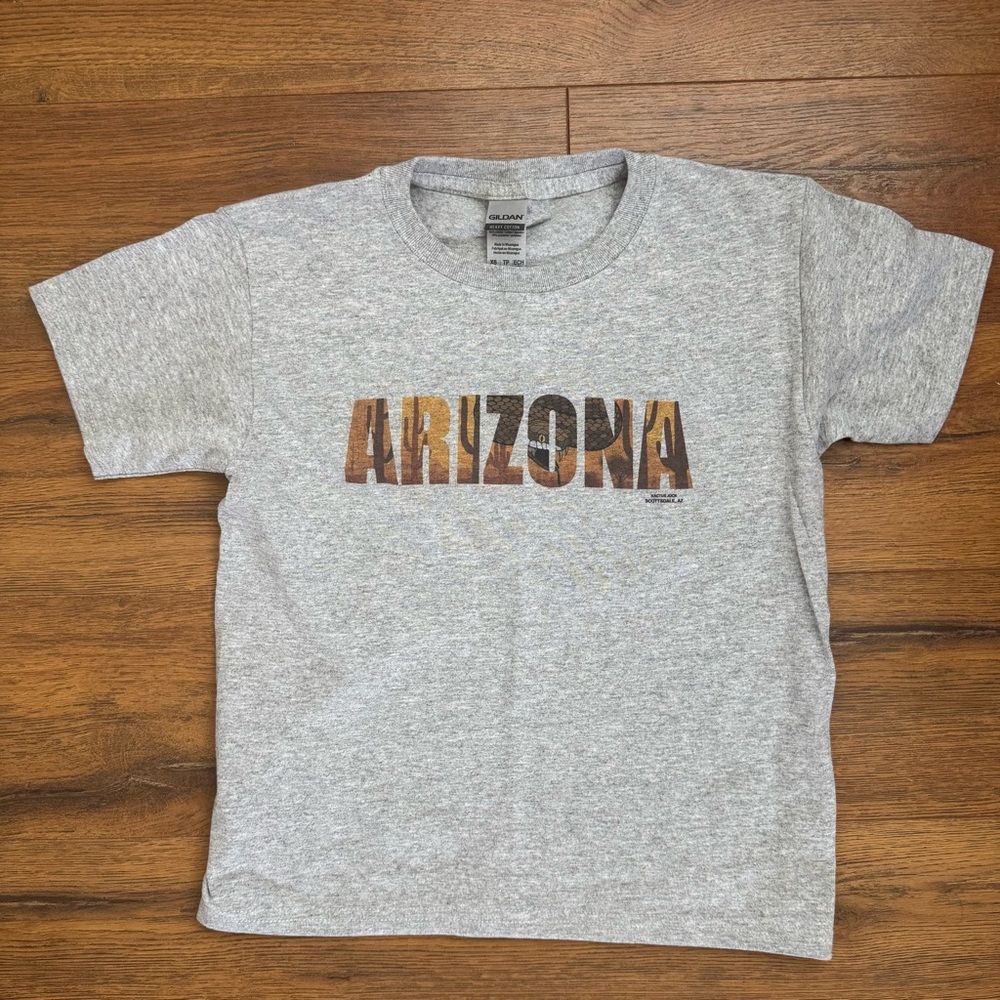 Gildan Gray Short‎ Sleeve Tee Arizona Design